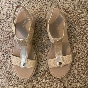 Vionic espadrille wedge sandals, like new size 7.5